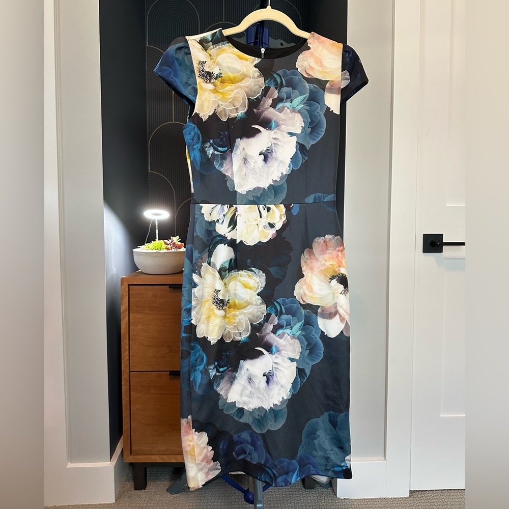 Betsey Johnson Blue Floral Dress - Picture 2 of 3